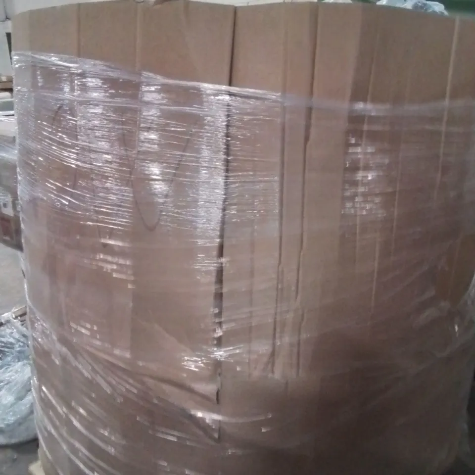 PALLET CONTAINING LARGE QUANTITY OF PILLOWS