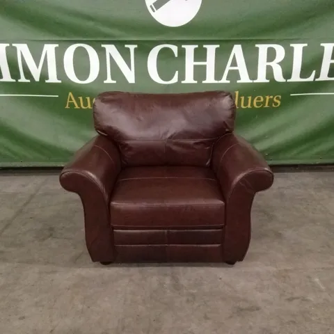 VANTAGE ITALIAN LEATHER ARMCHAIR