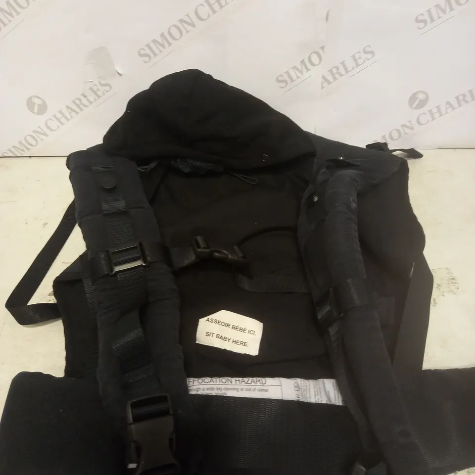 LOVE RADIUS HOODIE CARRIER FOR BABY