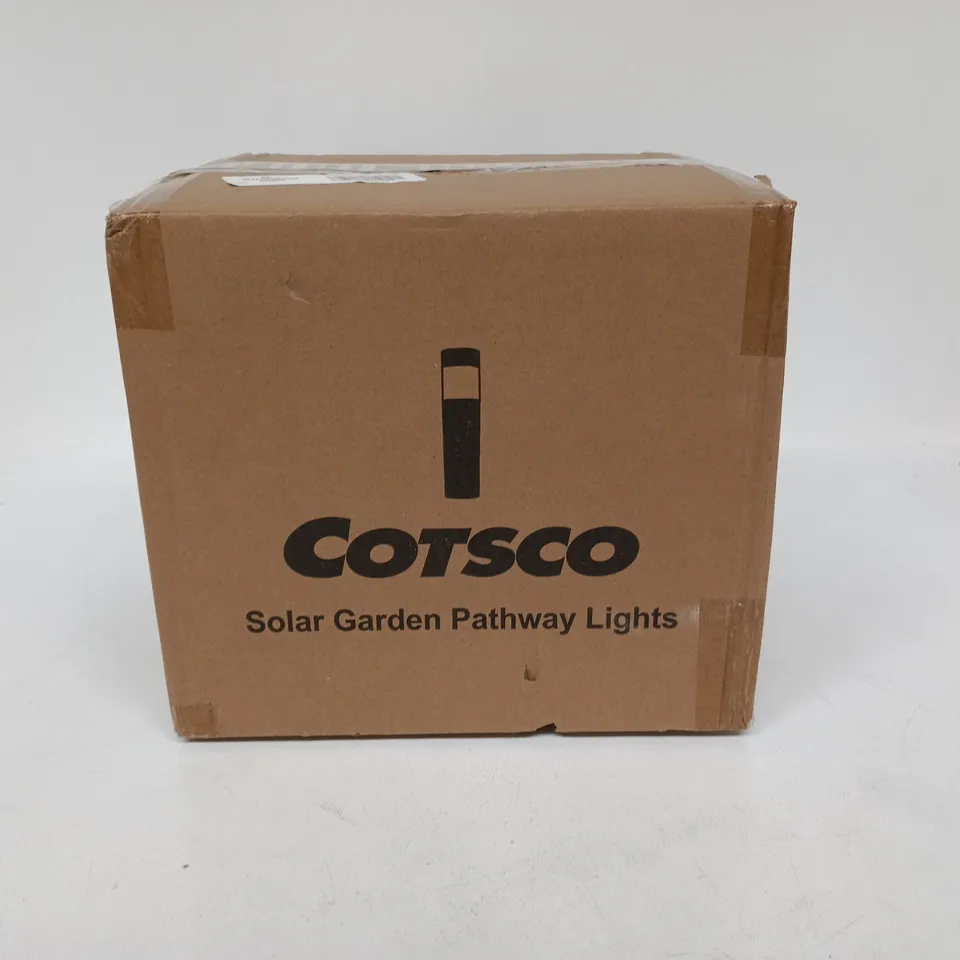 COTSCO SOLAR GARDEN PATHWAY LIGHTS SET OF 12 BOXED
