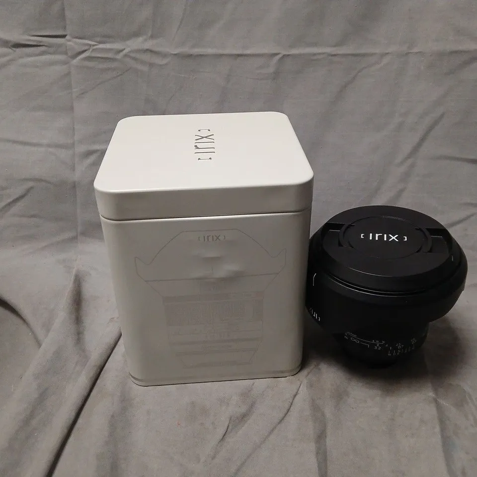 BOXED IRIX ILH-15A LENS