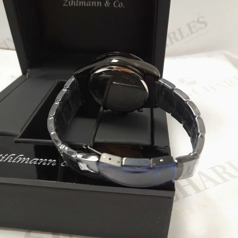 ZIHLMANN & CO BLACK TRIPLE DIAL STRAP WRISTWATCH