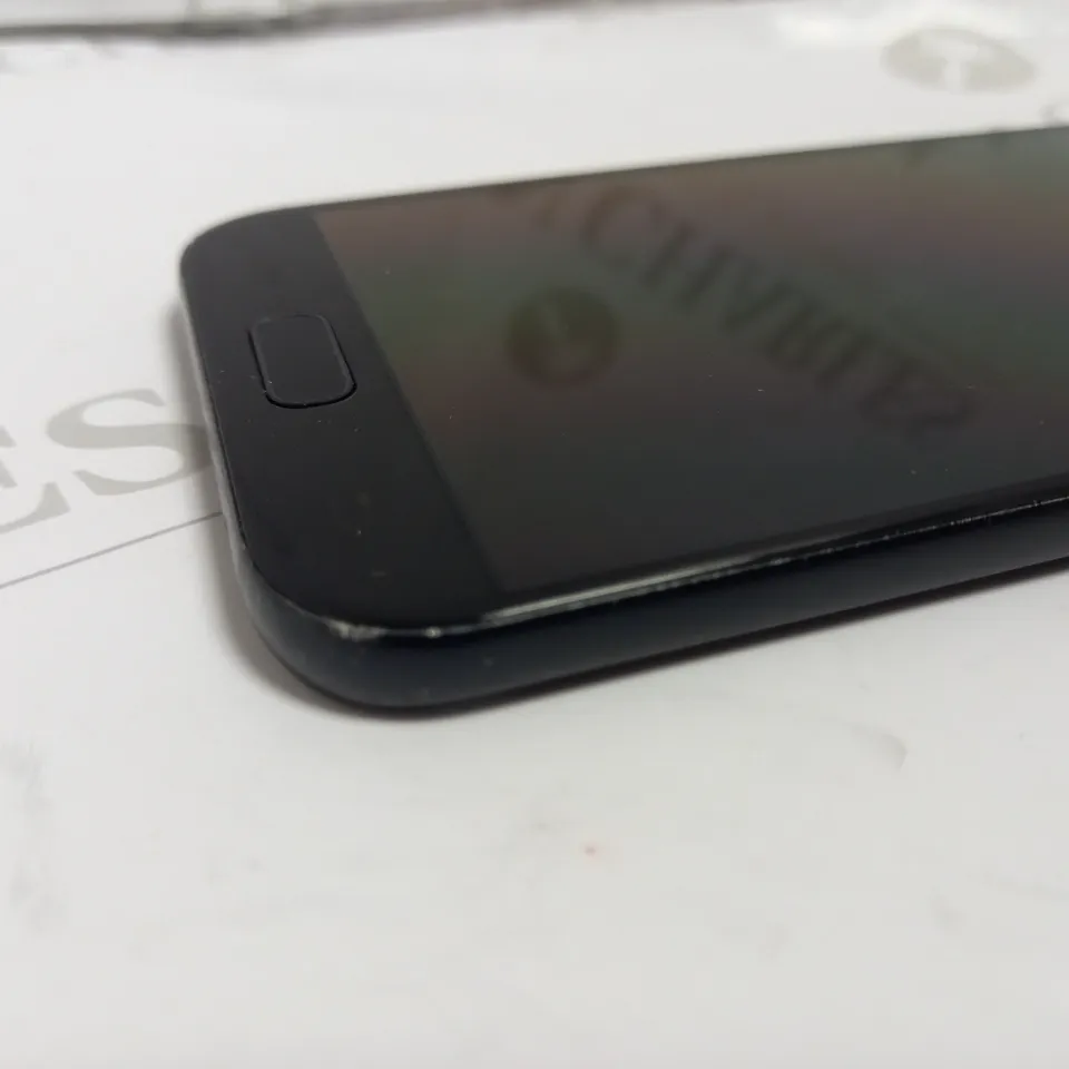 SAMSUNG GALAXY - MODEL UNKNOWN