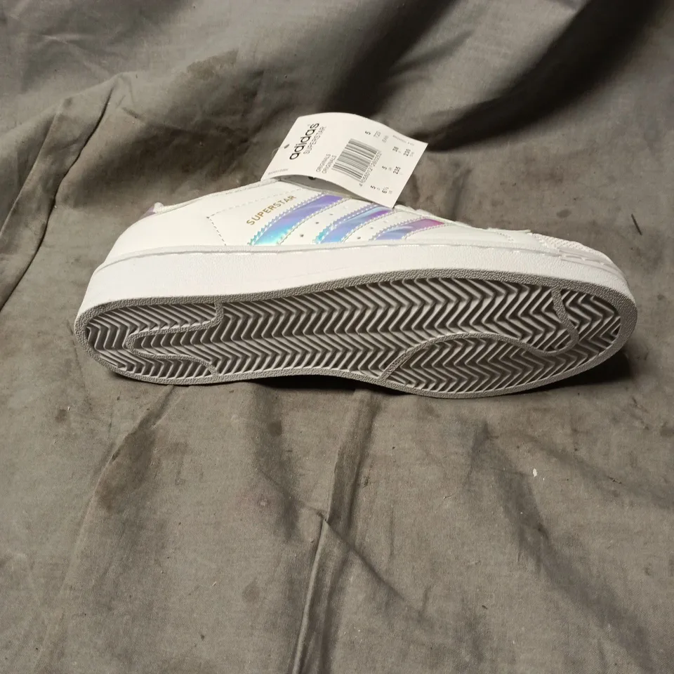 ADIDAS SUPERSTAR KIDS' SNEAKERS - WHITE WITH IRIDESCENT STRIPES SIZE 5