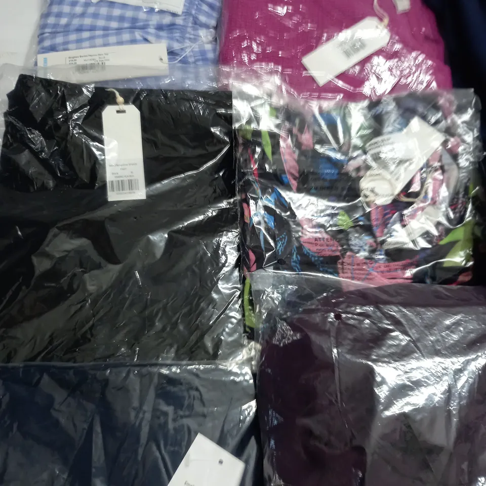 LOT OF 11 ASSORTED CLOTHING ITEMS TO INCLUDE KURT MILLER AND MAISON DE NIMES - VARIOUS SIZES