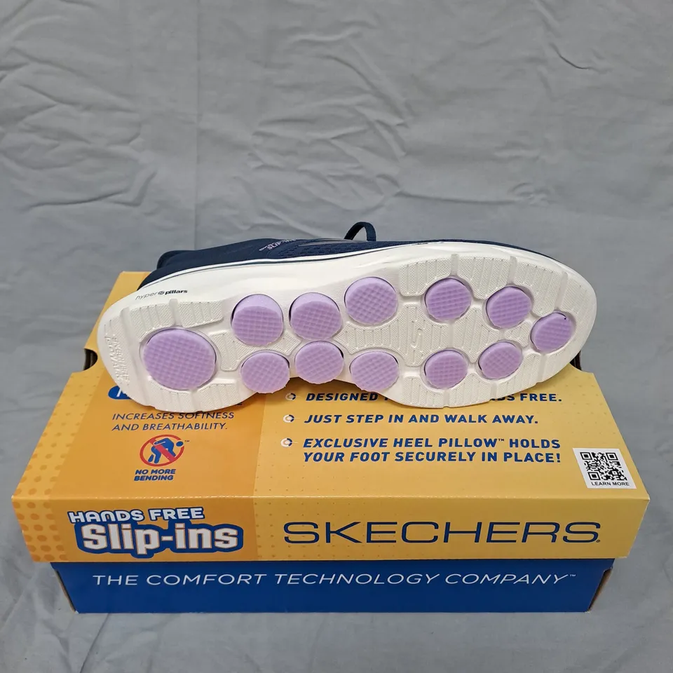 SKECHERS HANDS FREE SLIP-INS NAVY BLUE SNEAKERS - 6