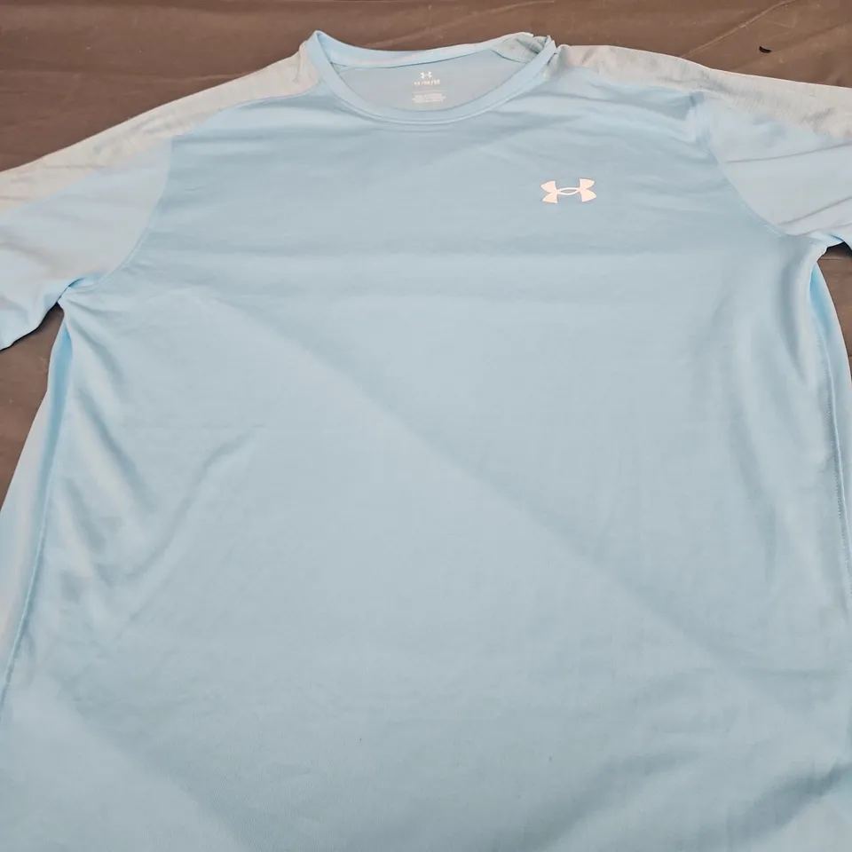 UNDER ARMOUR CASUAL TEE - SIZE M