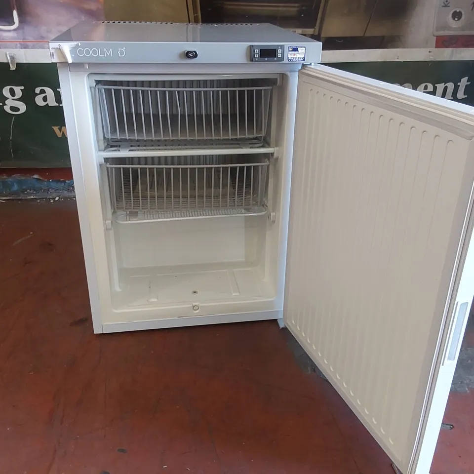 COOLMED CMLFZ115 115L SPARK-FREE SOLID DOOR UNDER-COUNTER LABORATORY FREEZER