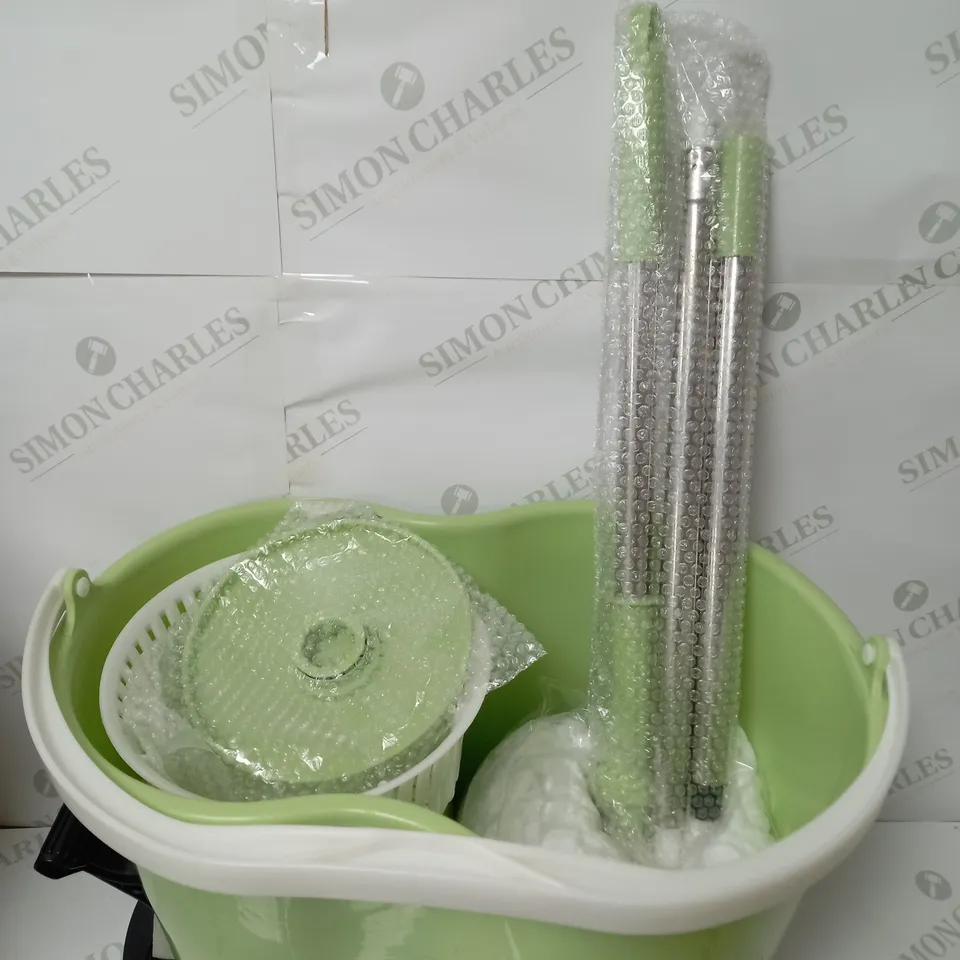 SPIN MOP AND BUCKET IN GREEN