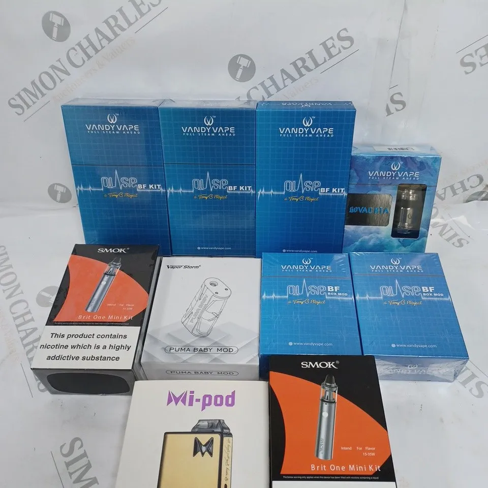 BOX OF APPROXIMATELY 10 ASSORTED E-CIGARETTE PRODUCTS & ACCESSORIES TO INCLUDE SMOK, VAPOR STORM, MI-POD ETC 
