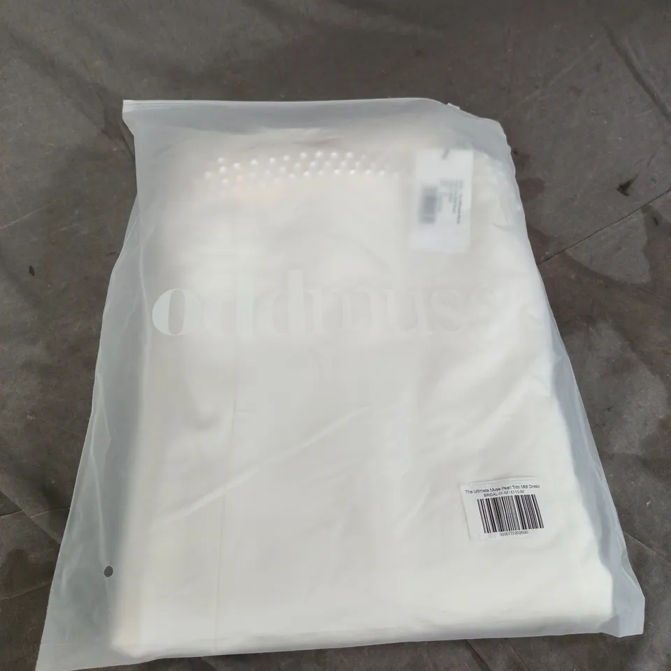 BAGGED ODDMUSE THE ULTIMATE MUSE PEARL TRIM MIDI DRESS - SIZE M