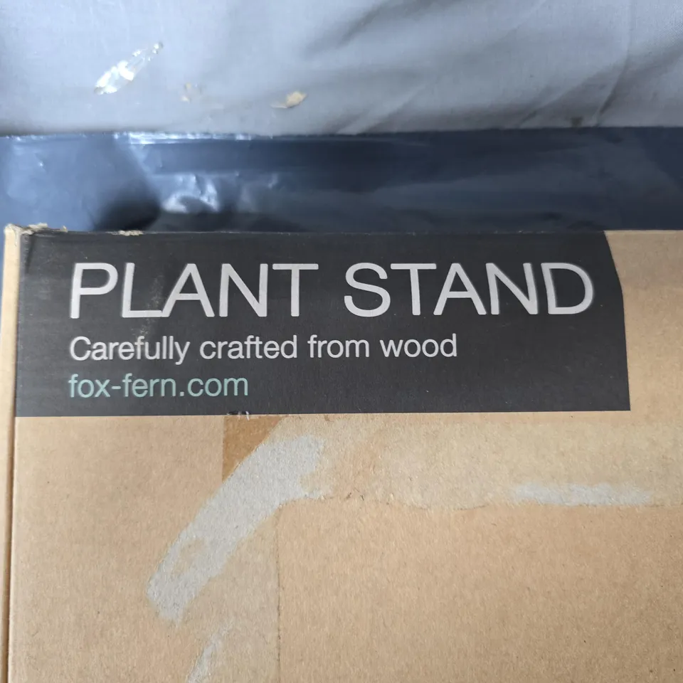 BOXED FOX & FERN 8" BAMBOO PLANT STAND 