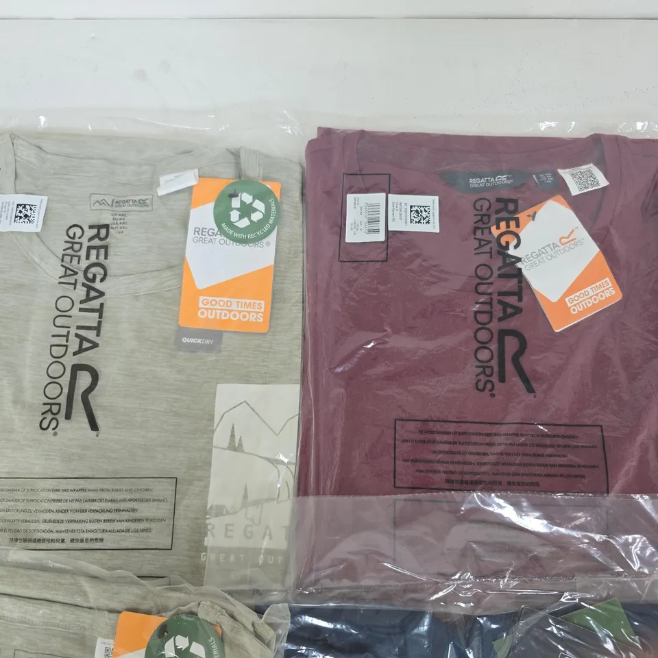 LOT OF 10 ASSORTED BRAND NEW REGATTA T-SHIRTS IN VARIOUS STYLES, COLOURS AND SIZES