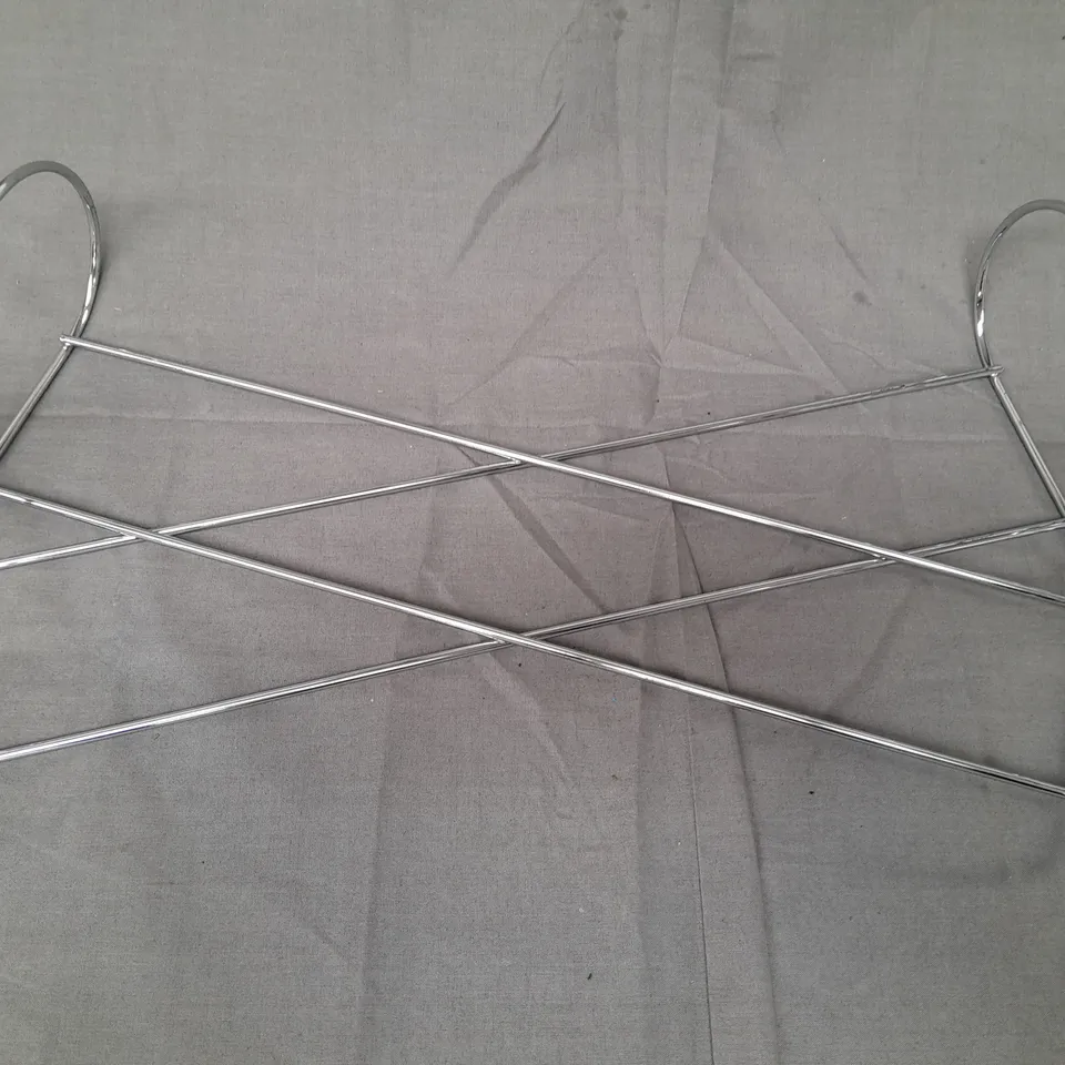 BOXED UNBRANDED SET OF 2 CHROME RADIATOR TOWEL RAIL RACKS