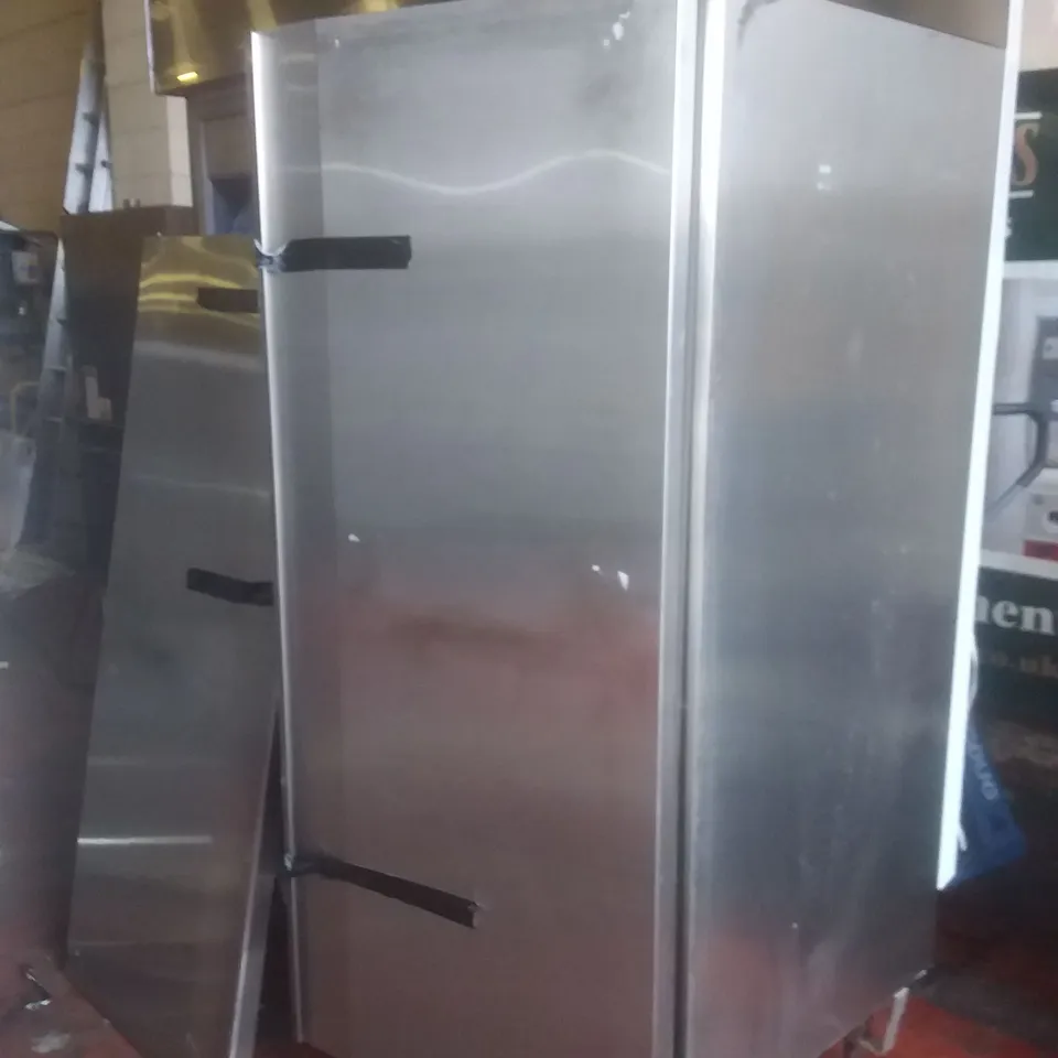 LARGE DOUBLE DISPLAY FRIDGE