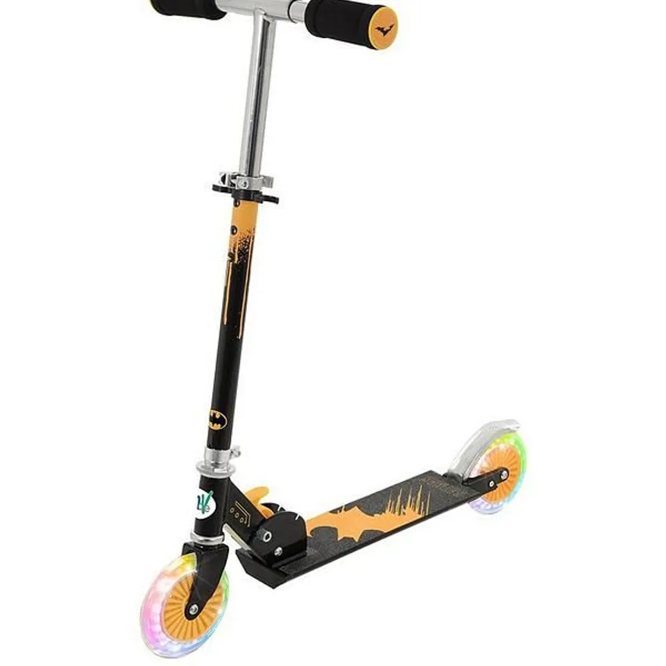 BATMAN FOLDING INLINE SCOOTER - COLLECTION ONLY