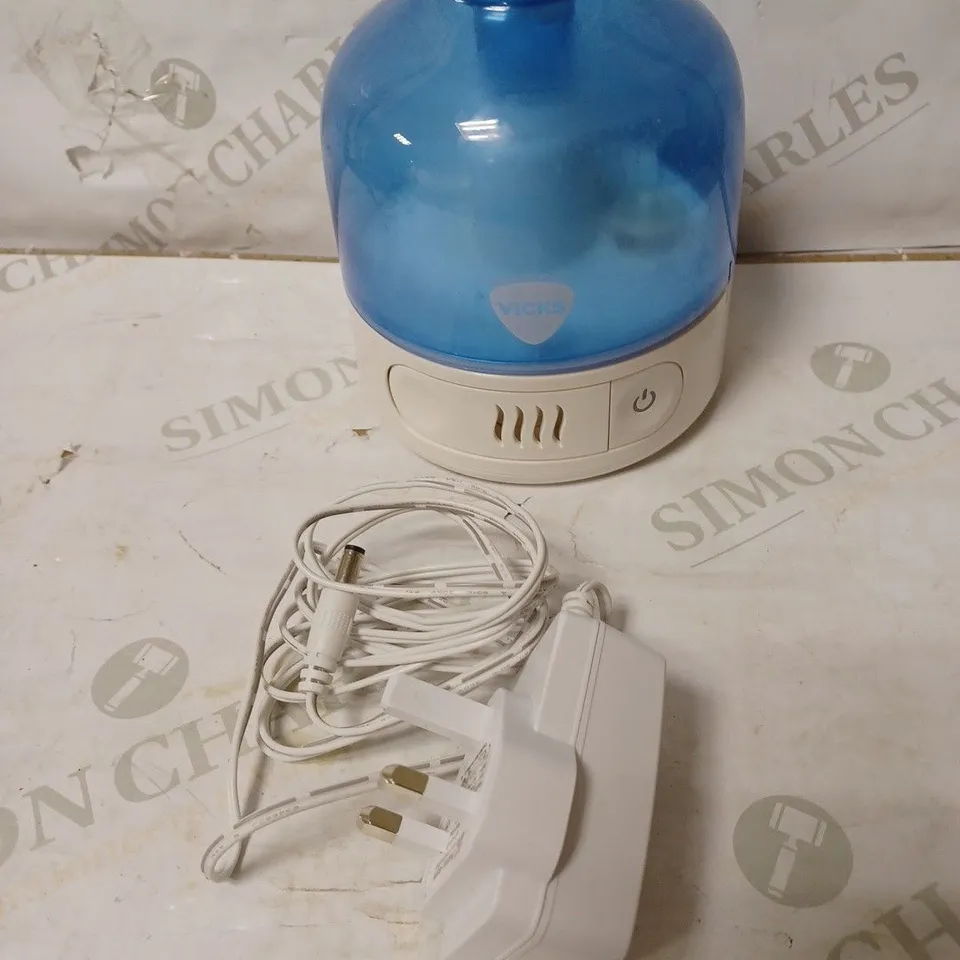 VICKS VUL505 COOL MIST PERSONAL HUMIDIFIER