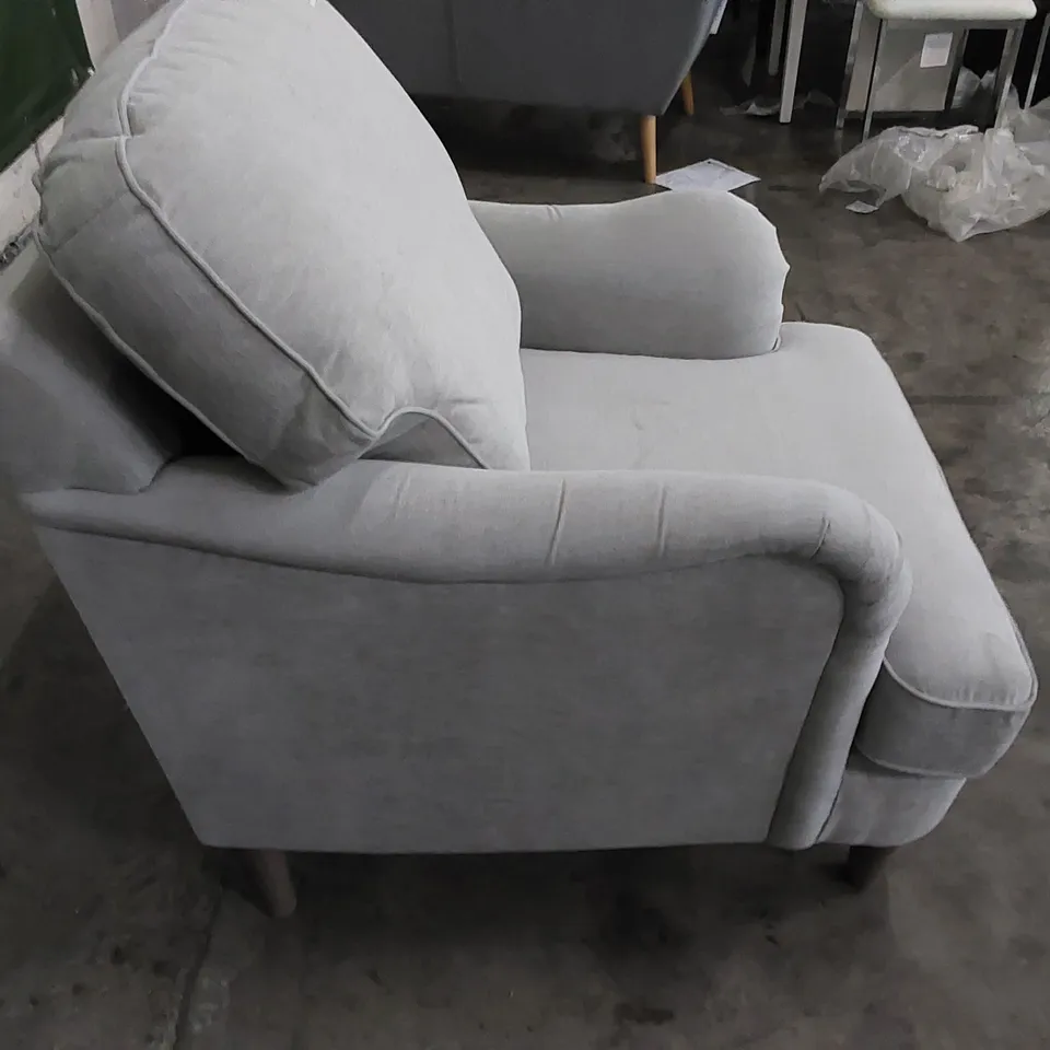 DESIGNER FABRIC ARMCHAIR IN NATURAL FABRIC 