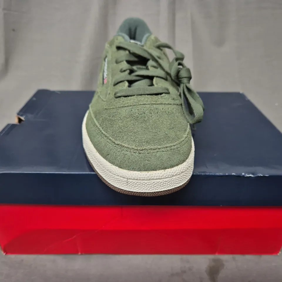 BOXED PAIR OF REEBOK CLUB C 85 SHOES IN GREEN UK SIZE 7.5