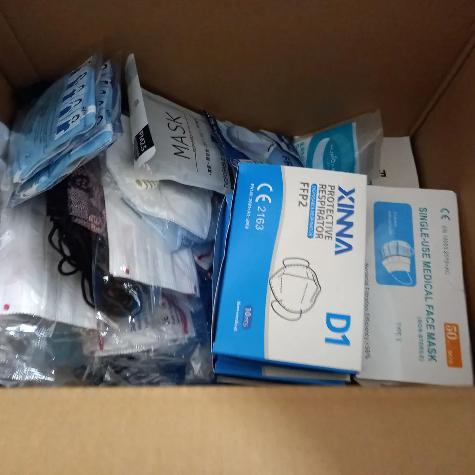 LOT OF ASSORTED FACE MASKS - BOX MEASURES 46X34X30CM