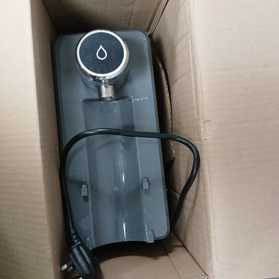 COOK'S ESSENTIALS HOT WATER DISPENSER – GREY