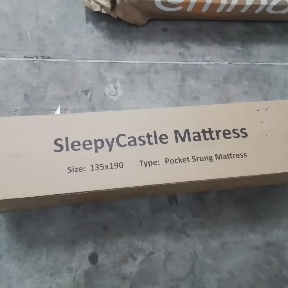 QUALITY BOXED AND ROLLED SLEEPYCASTLE POCKET SPRUNG DOUBLE MATTRESS 