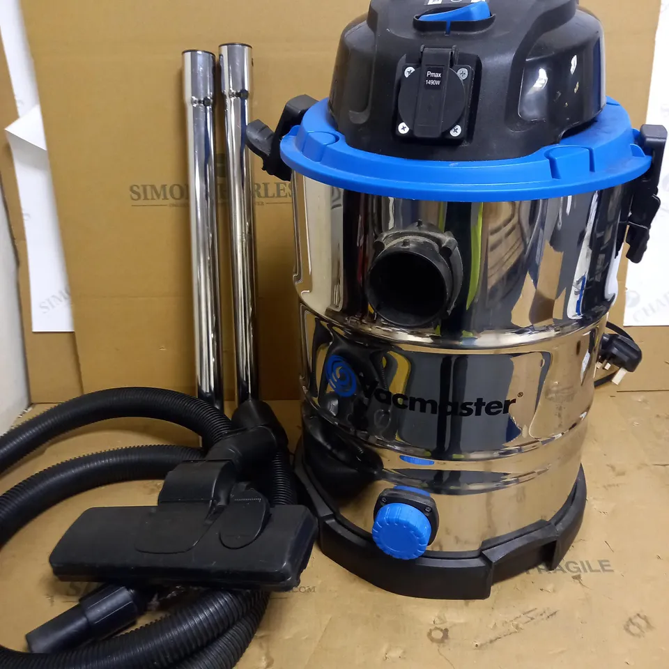 VACMASTER WET AND DRY VACUUM CLEANER 