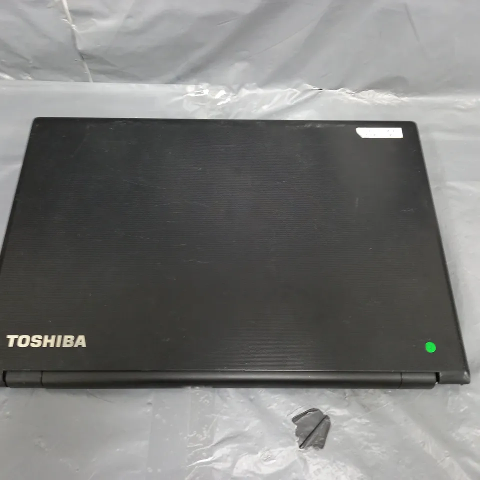 TOSHIBA SATELLITE PRO R50-B	15 INCH I3-4005U 1.70GHZ