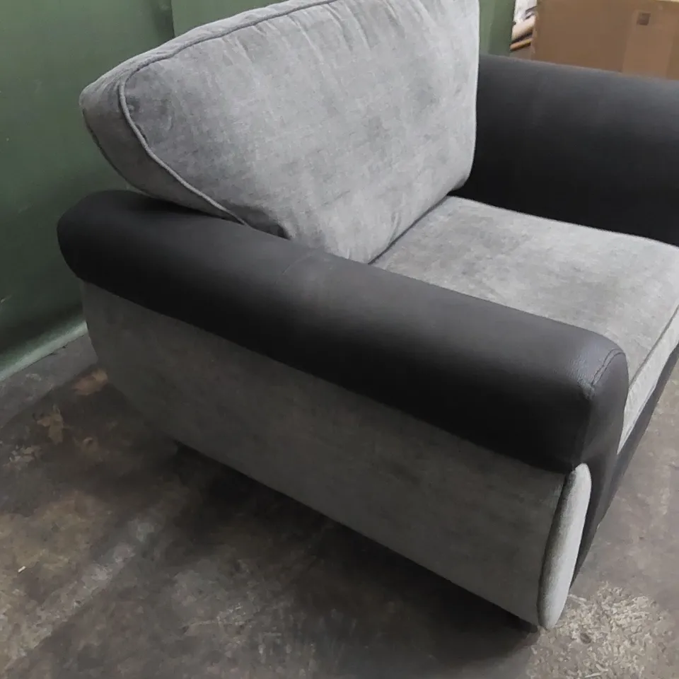 DESIGNER HILTON FABRIC UPHOLSTERED ARMCHAIR WITH CUSHION