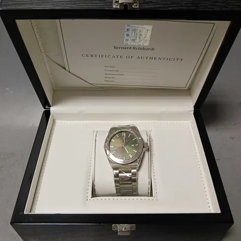 BOXED BERNARD REINHARDT WATCH 316 STAINLESS STEEL CASE 