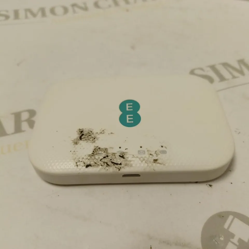 EE MINI WIFI HUB