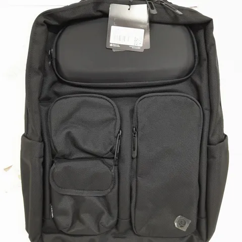 LULULEMON CRUISER BACKPACK IN BLACK