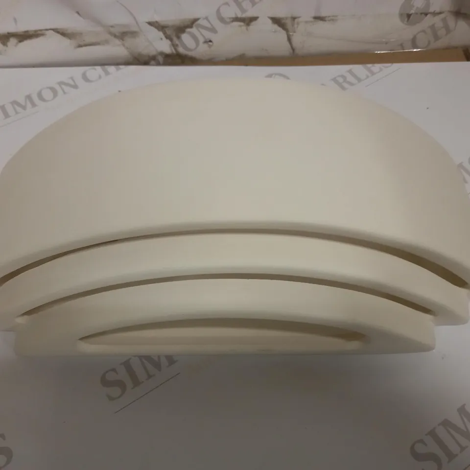 ASTRO AMALFI 315 CERAMIC WHITE WALL LIGHT