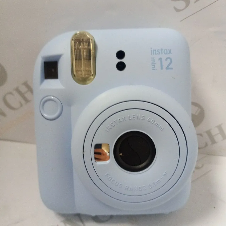 BOXED FUJIFILM INSTAX MINI 12 INSTANT CAMERA