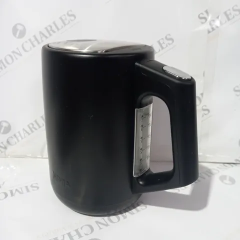 BOXED NINJA PERFECT TEMPERATURE KETTLE KT200UK