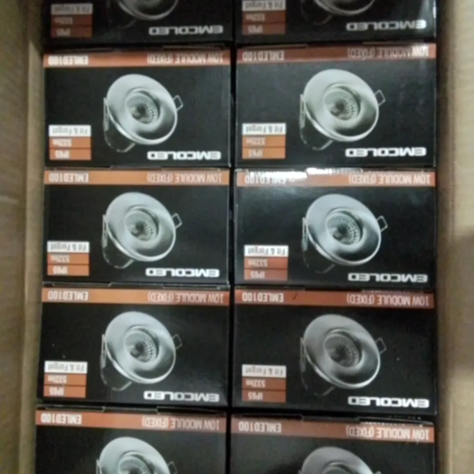 PALLET OF APPROXIMATELY 400 EMCOLED 10W MODULE FIXED IN SATIN SILVER (EMLED10D) - COLLECTION ONLY 