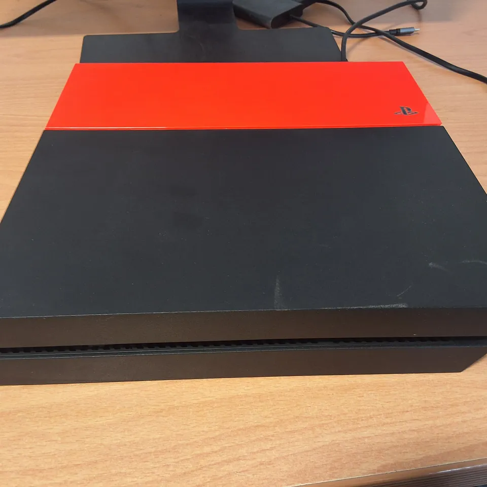 UNBOXED SONY PLAYSTATION 4 CONSOLE IN BLACK/RED
