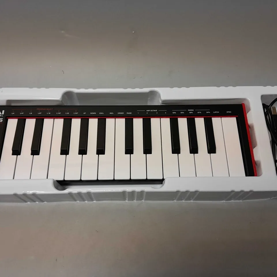 BOXED AKAI LPK25 LAPTOP PERFORMANCE KEYBOARD