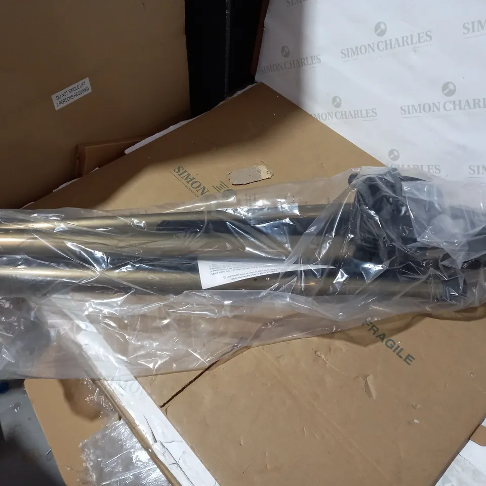 BOXED BIKE HAND BICYCLE REPAIR STAND (COLLECTION ONLY)