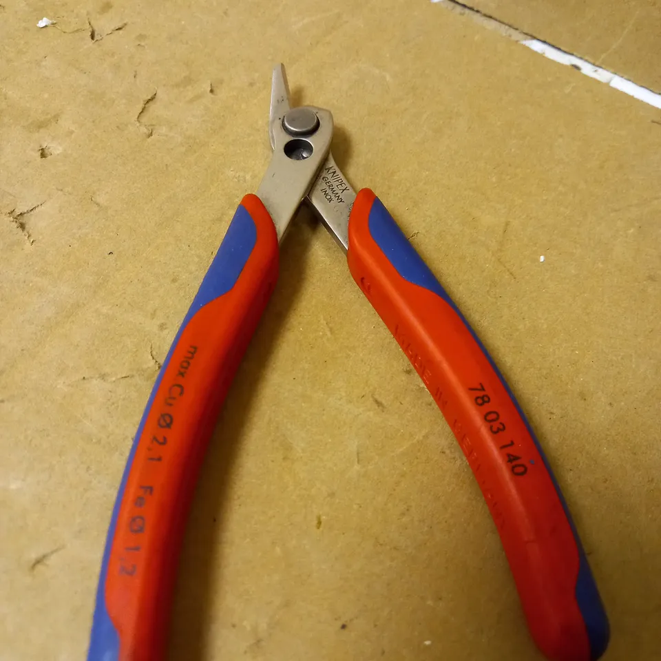 KNIPEX CUTTERS