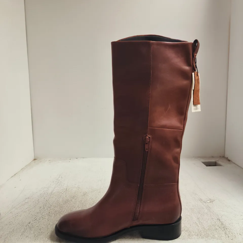 BROWN LEATHER KNEE-HIGH BOOT – M&S UK 5