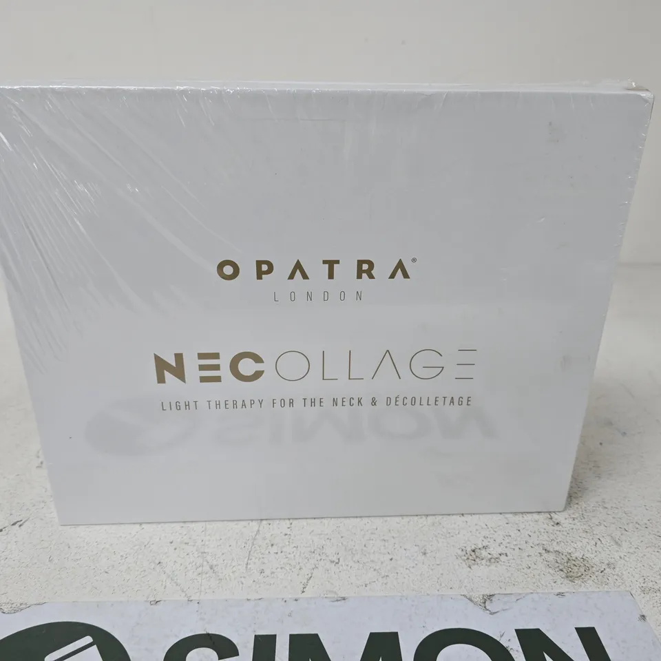 OPATRA LONDON NECOLLAGE NECK & DÉCOLLETAGE LIGHT THERAPY BOXED