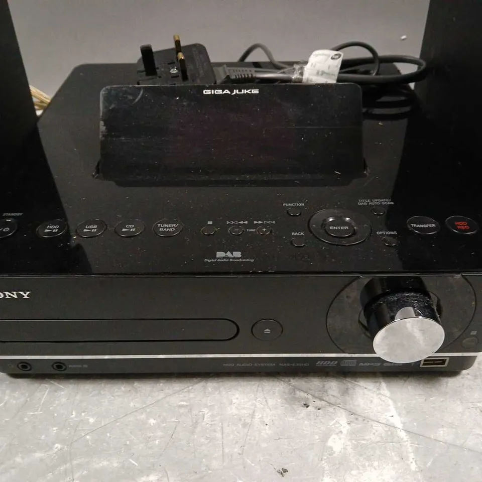 SONY NAS-E35HD GIGA JUKE WITH A PAIR OF SONY SS-CE35HD SPEAKERS