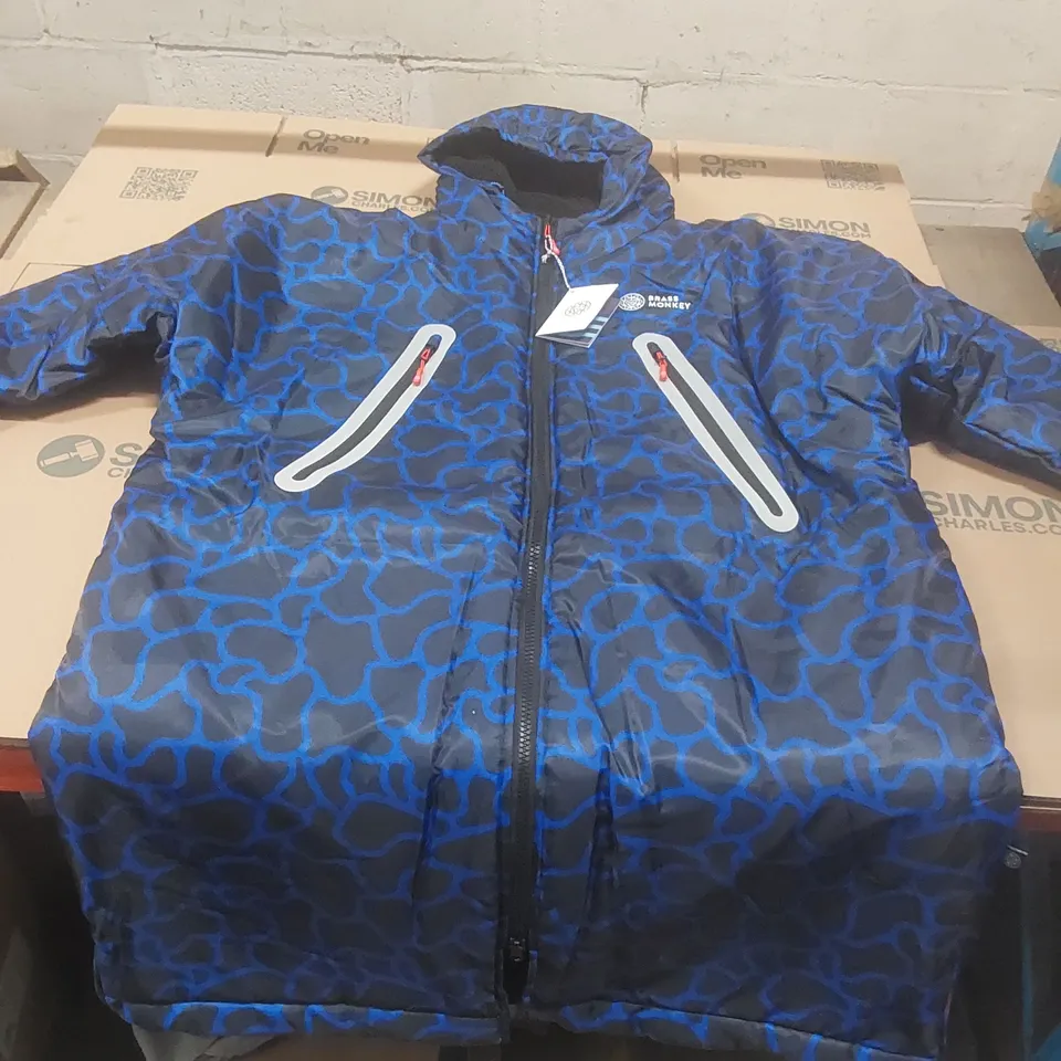 BRAND NEW BAGGED BRASS MONKEY DIP COAT WATER DESIGN - SIZE M RRP £195