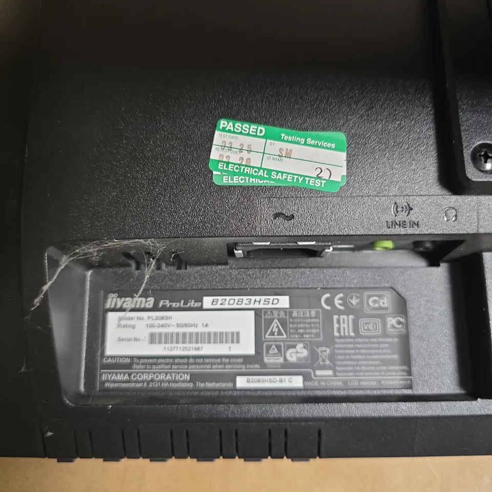 IIYAMA PROLITE B2083HSD 20" LCD MONITOR