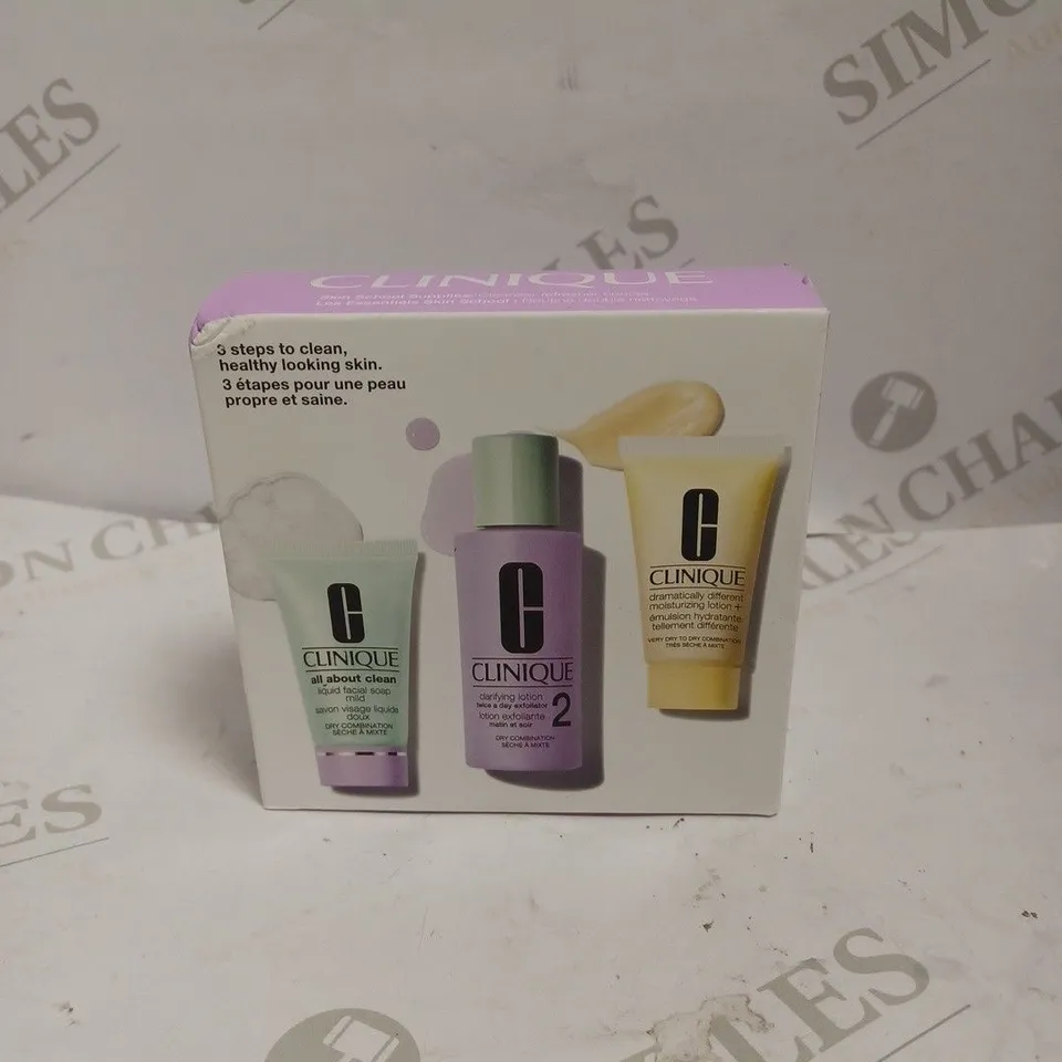 CLINIQUE SKIN SCHOOL COLLECTION 