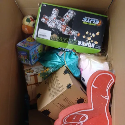 LARGE QUANTITY OF ASSORTED TOYS AND GAMES TO INCLUDE - FOAM FINGER, BABY TOYS AND TOY GUNS