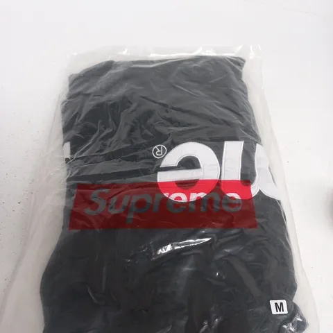 SUPREME BLACK JACKET – SIZE M 