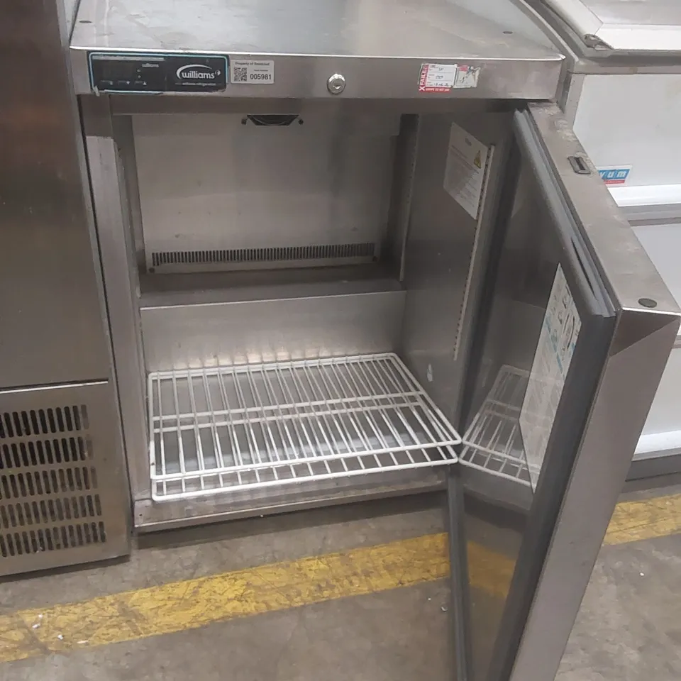 WILLIAMS HA135SA HC R2 COMMERCIAL UNDERCOUNTER REFRIGERATOR