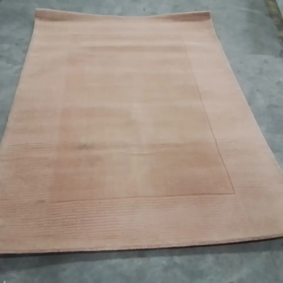 QUALITY DESIGNER AREA RUG - APPROXIMATELY 230X160CM